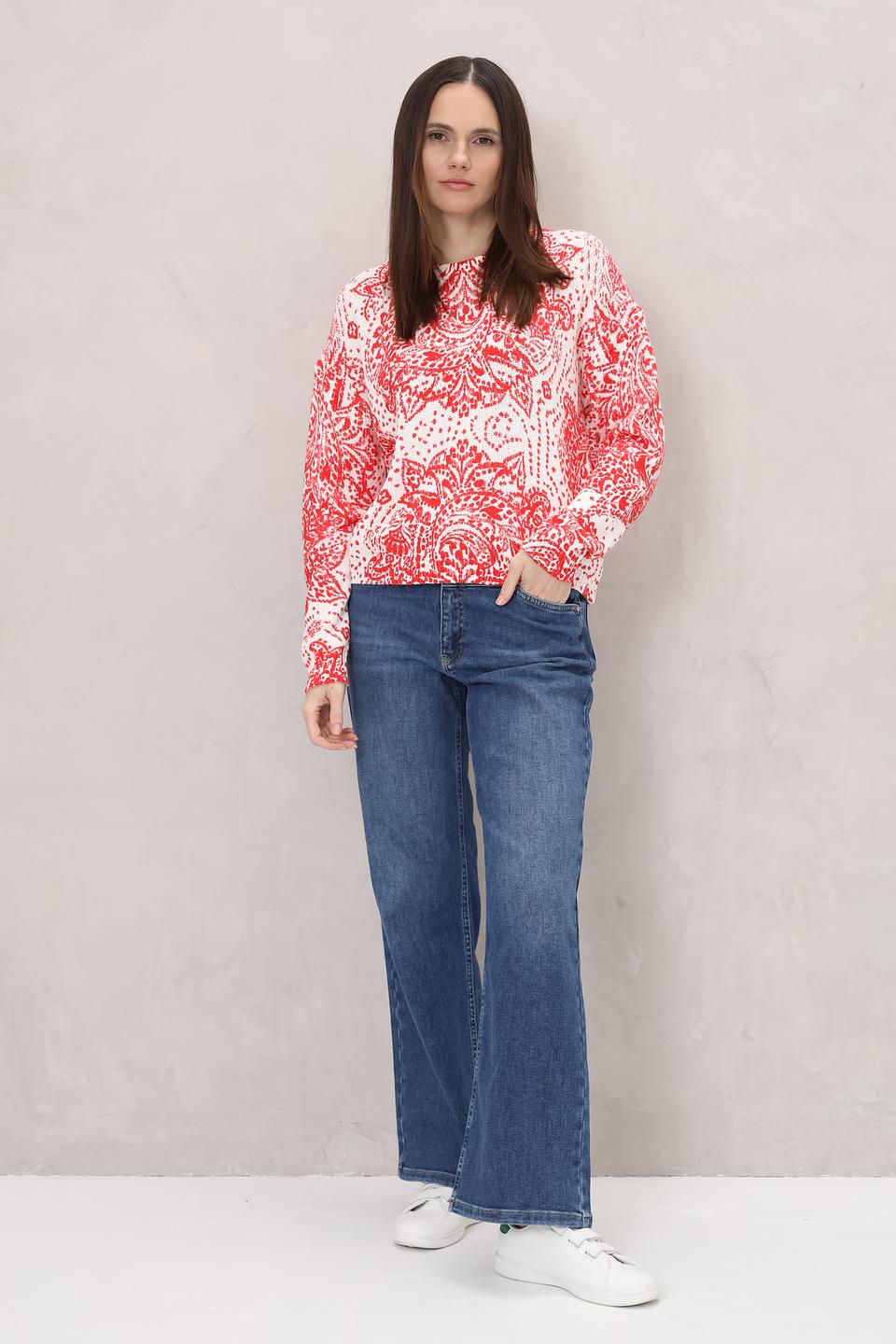 Пуловер Oui с красным узором