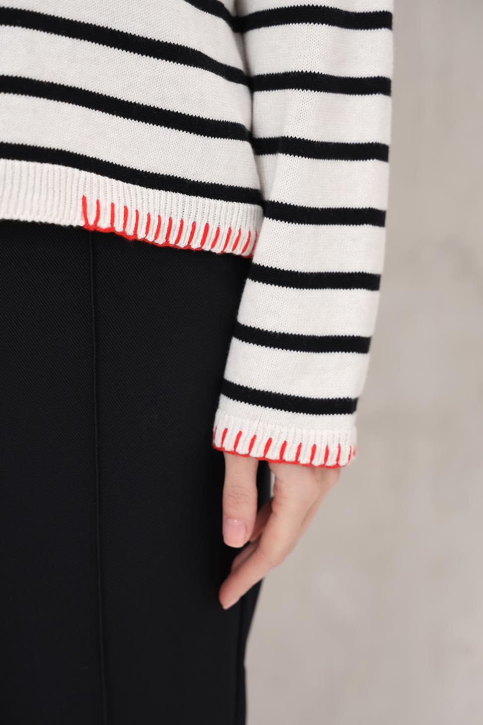 Пуловер Oui в полоску