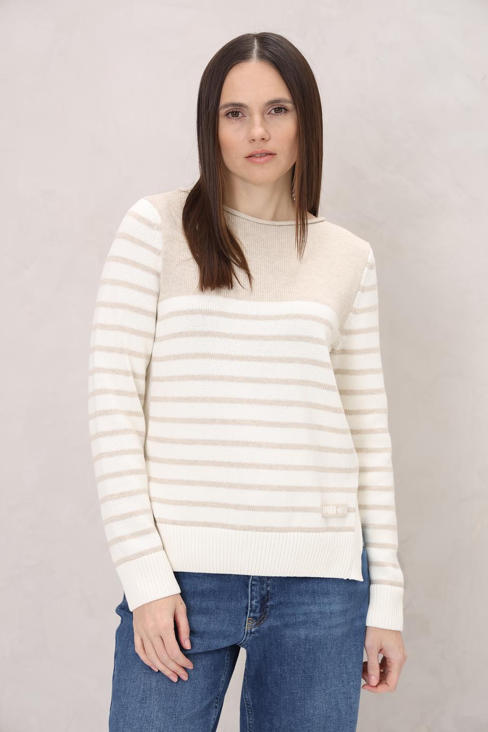 Пуловер Oui в полоску бежевый
