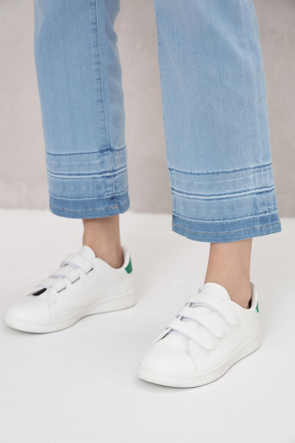 Джинсы Marc Cain с жемчугом голубые