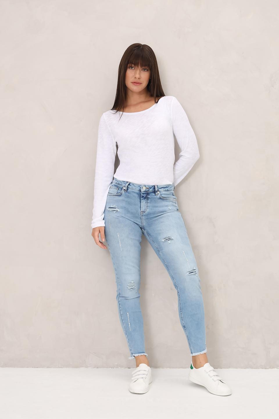 Джинсы с потертостями Monari голубые