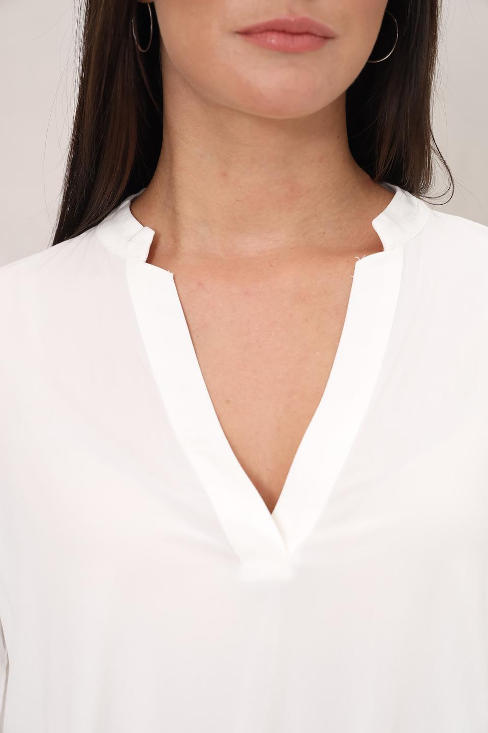 Блуза Tom Tailor с V-образным вырезом