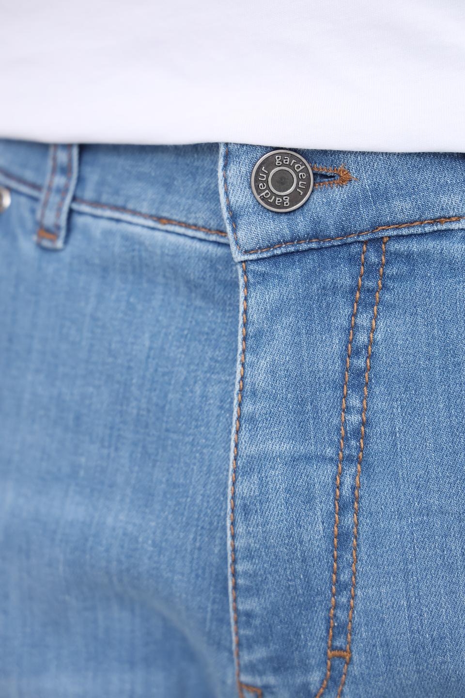 Джинсы Gardeur светло-голубые