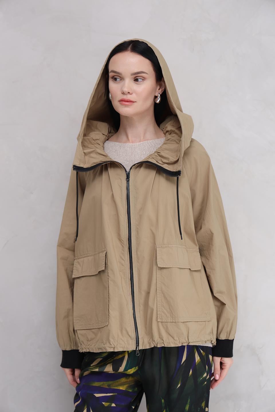 Ветровка Catnoir с капюшоном бежевая