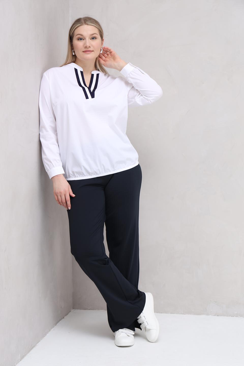 Блуза Tuzzi с V-образным вырезом