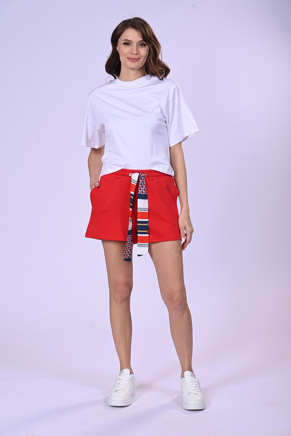 Шорты Gaudi с поясом красный