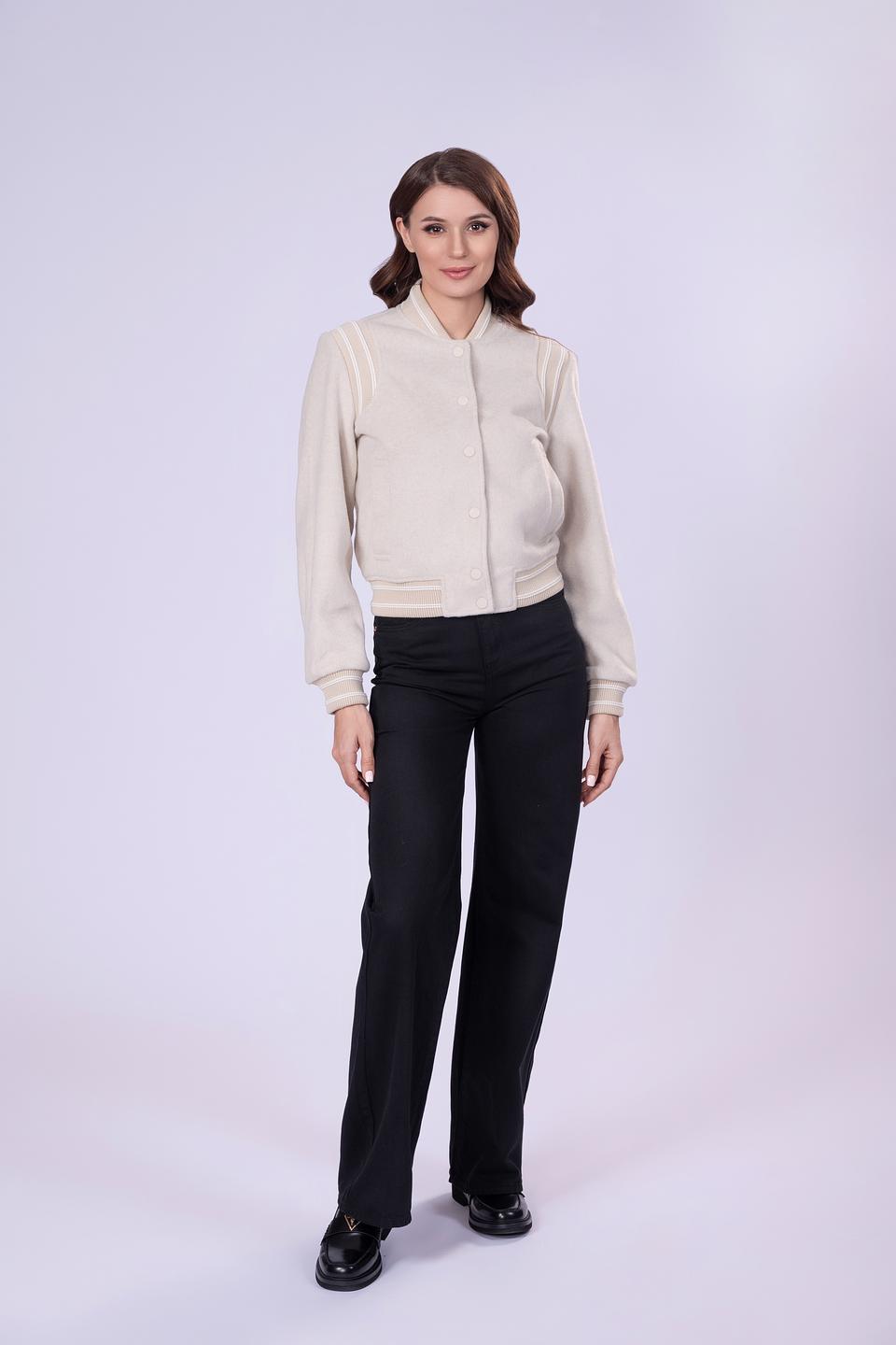 Куртка Guess женская бежевая