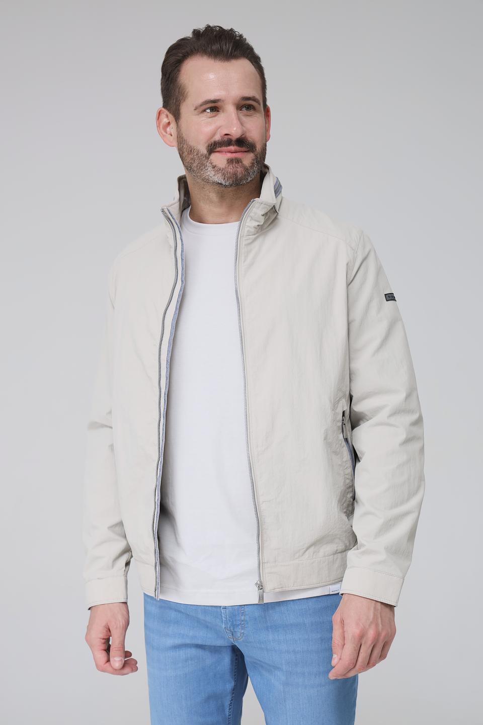 Ветровка Bugatti бежевая