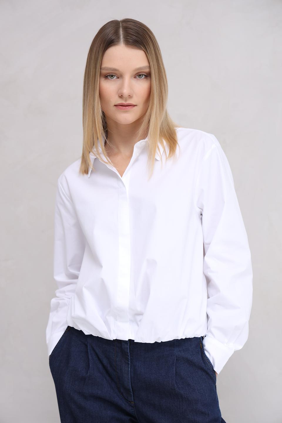 Блуза More and More белая приталенная