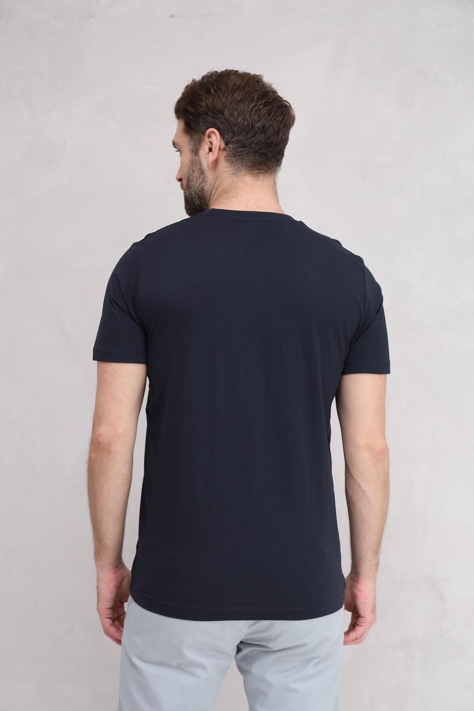 Футболка Basefield с логотипом B