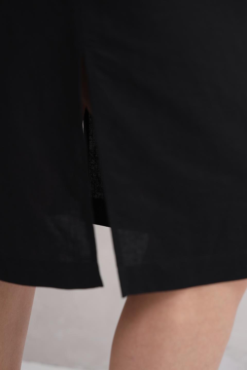 Платье UNQ чёрное трапеция