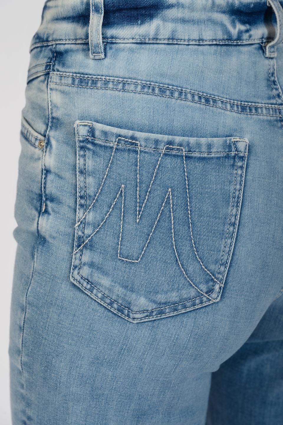 Джинсы Marc Cain с вышивкой голубые