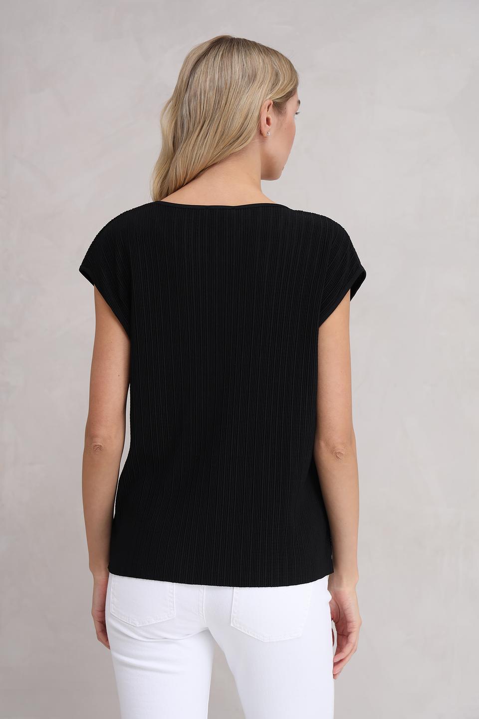 Футболка More and More чёрная с коротким рукавом