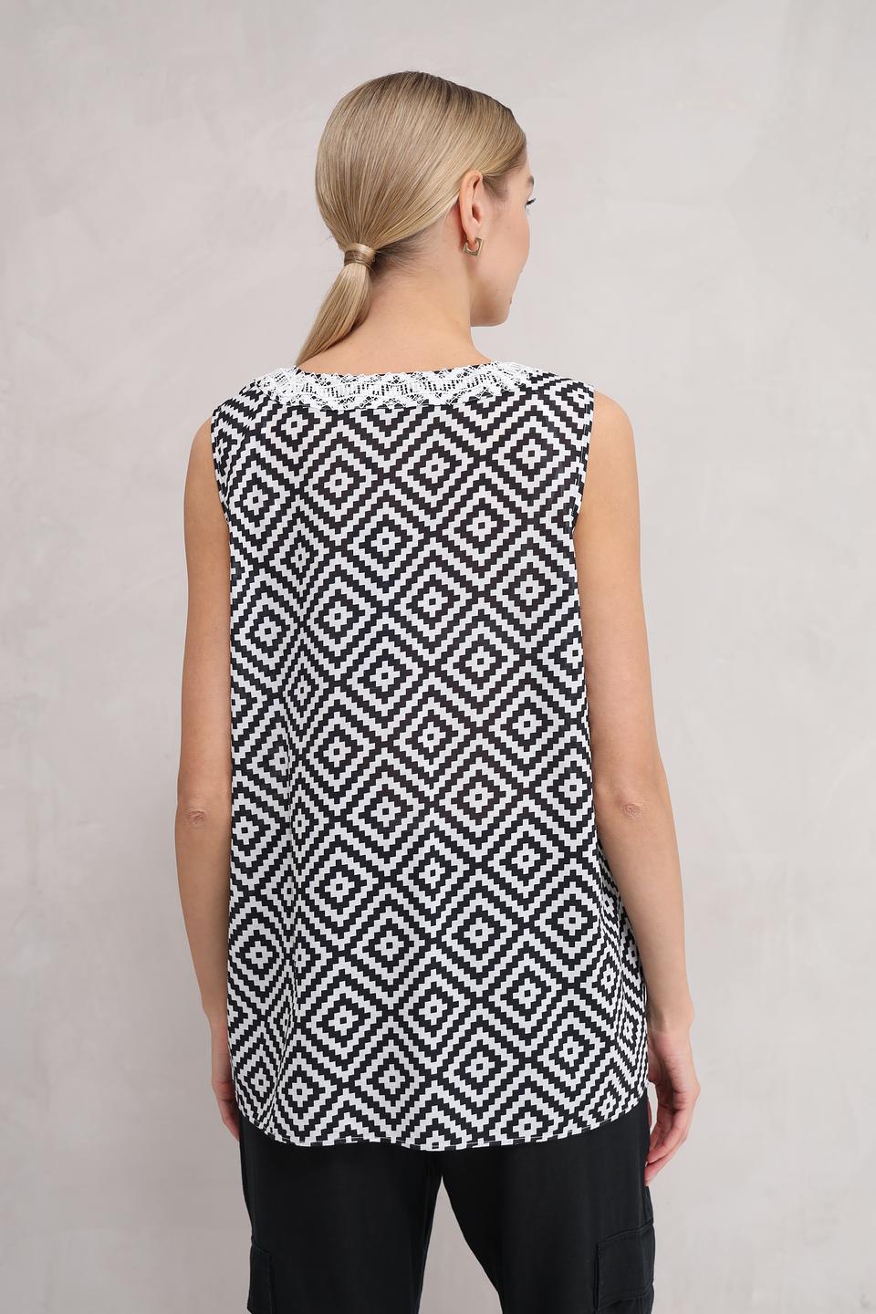 Топ Marc Aurel с геометрическим принтом