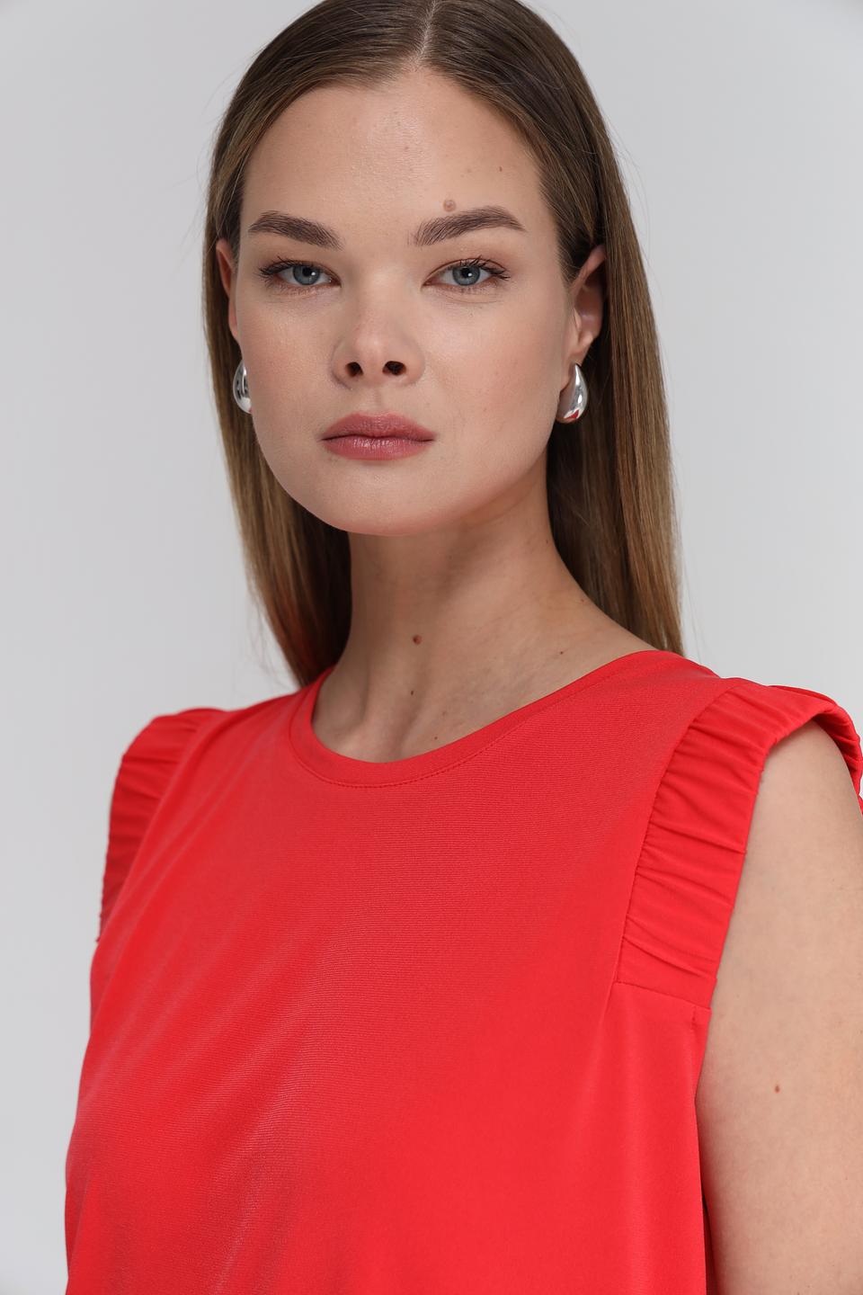 Топ You Just White с воланами красный