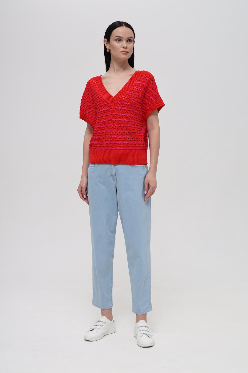 Жилет Taifun алый с узором