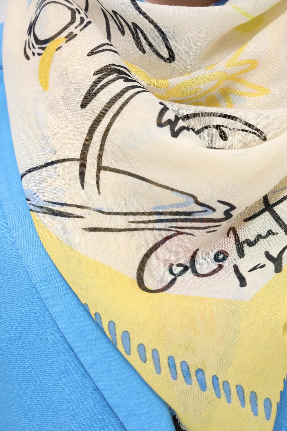 Платок Oui с вышивкой жёлтый