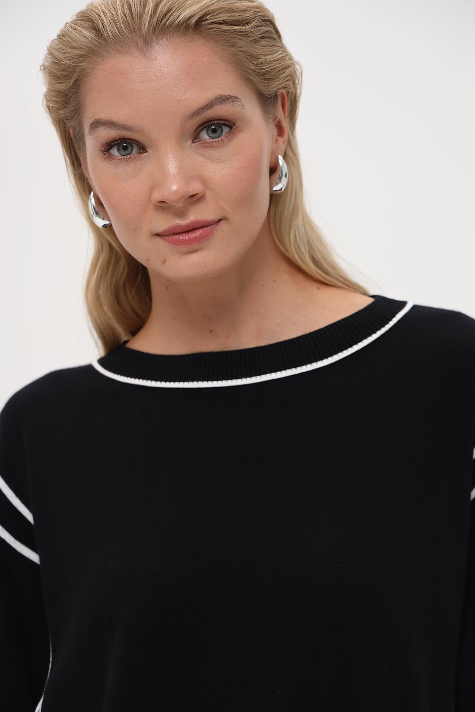 Пуловер Marc Cain с полоской