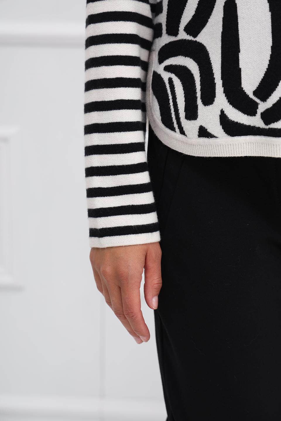 Пуловер Oui в полоску