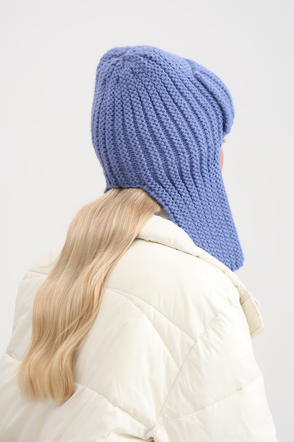 Шапка Adel вязаная голубая