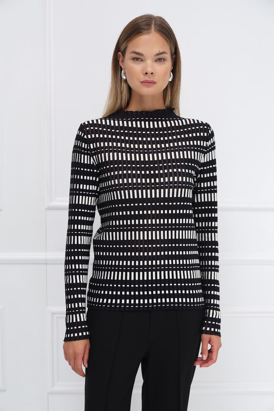 Пуловер Marc Cain в полоску