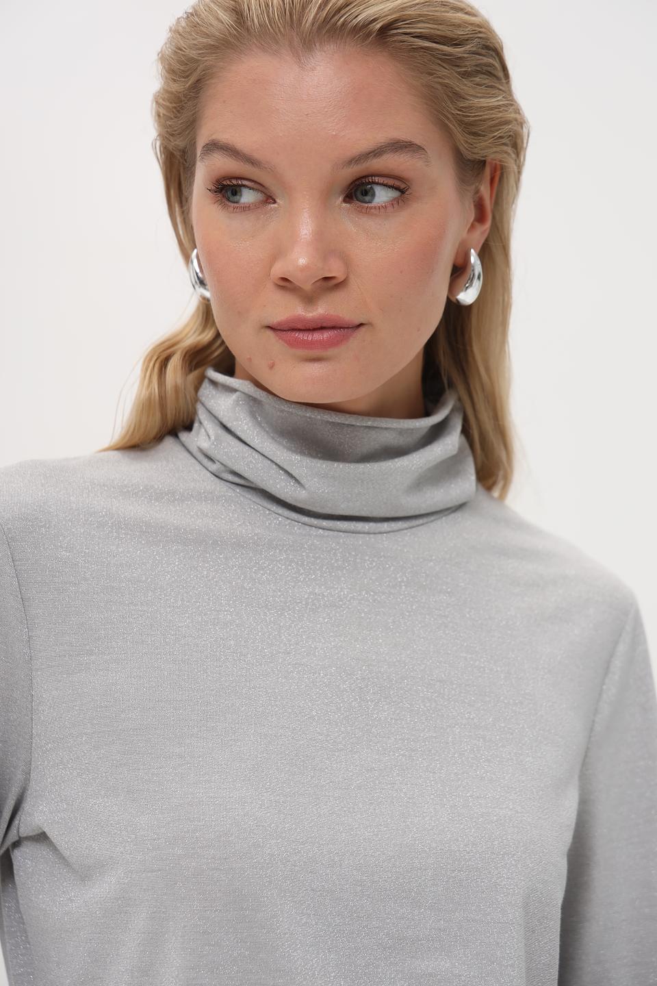 Водолазка Pezzo серая с блеском