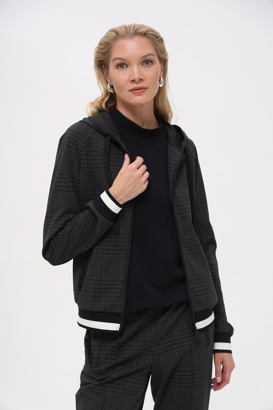 Толстовка Pezzo в клетку с белыми полосами