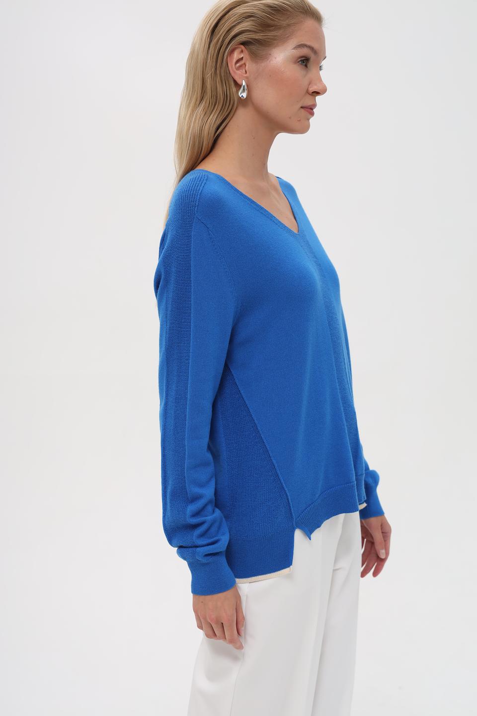 Пуловер Pezzo с V-образным вырезом