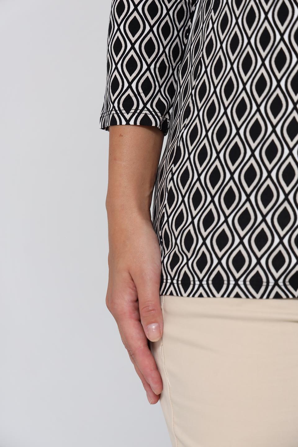 Футболка Betty Barclay с геометрическим принтом