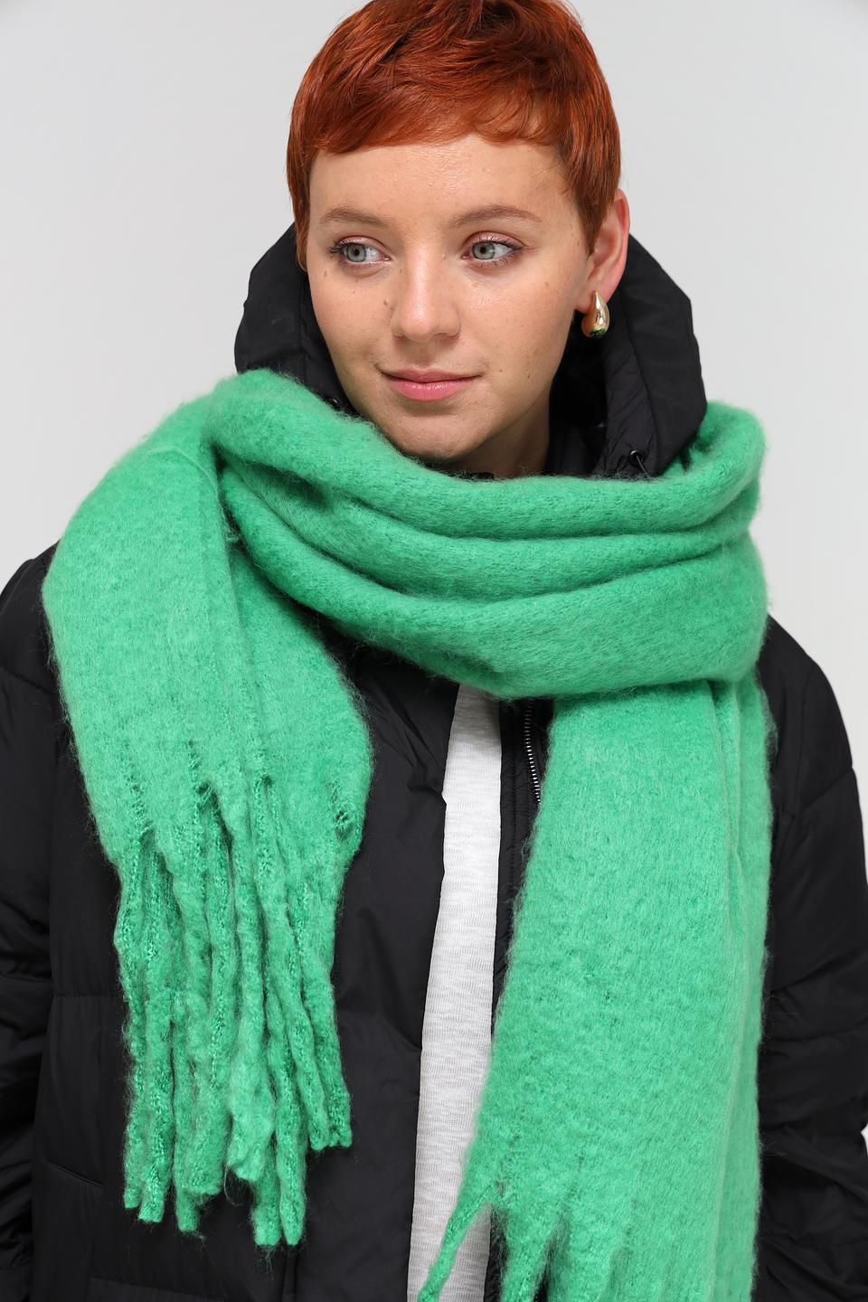 Шарф Electra style зелёный с бахромой