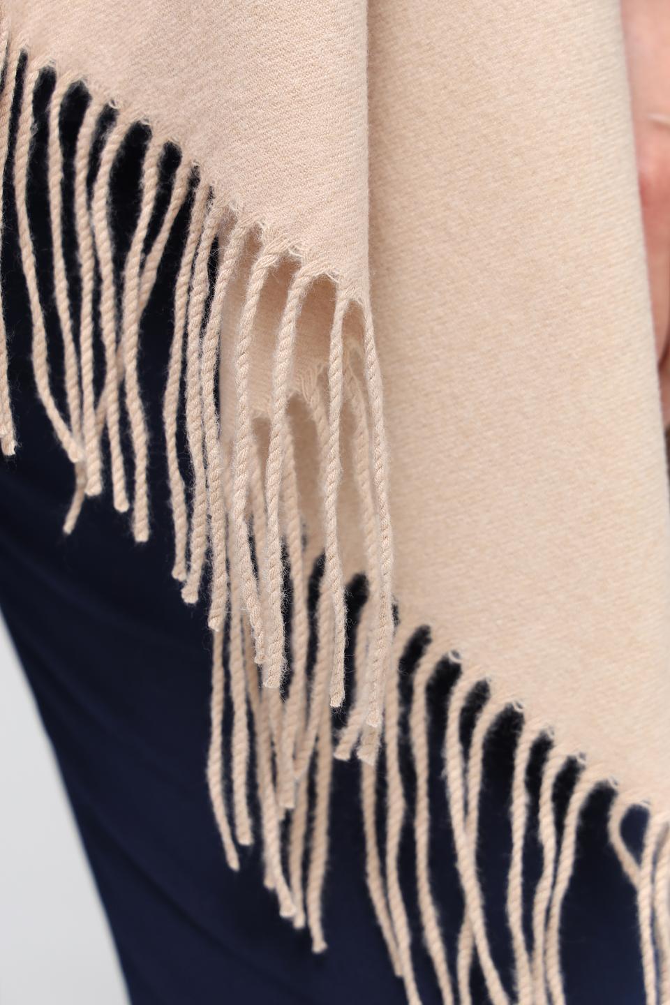 Пончо Gerry Weber бежевое с бахромой