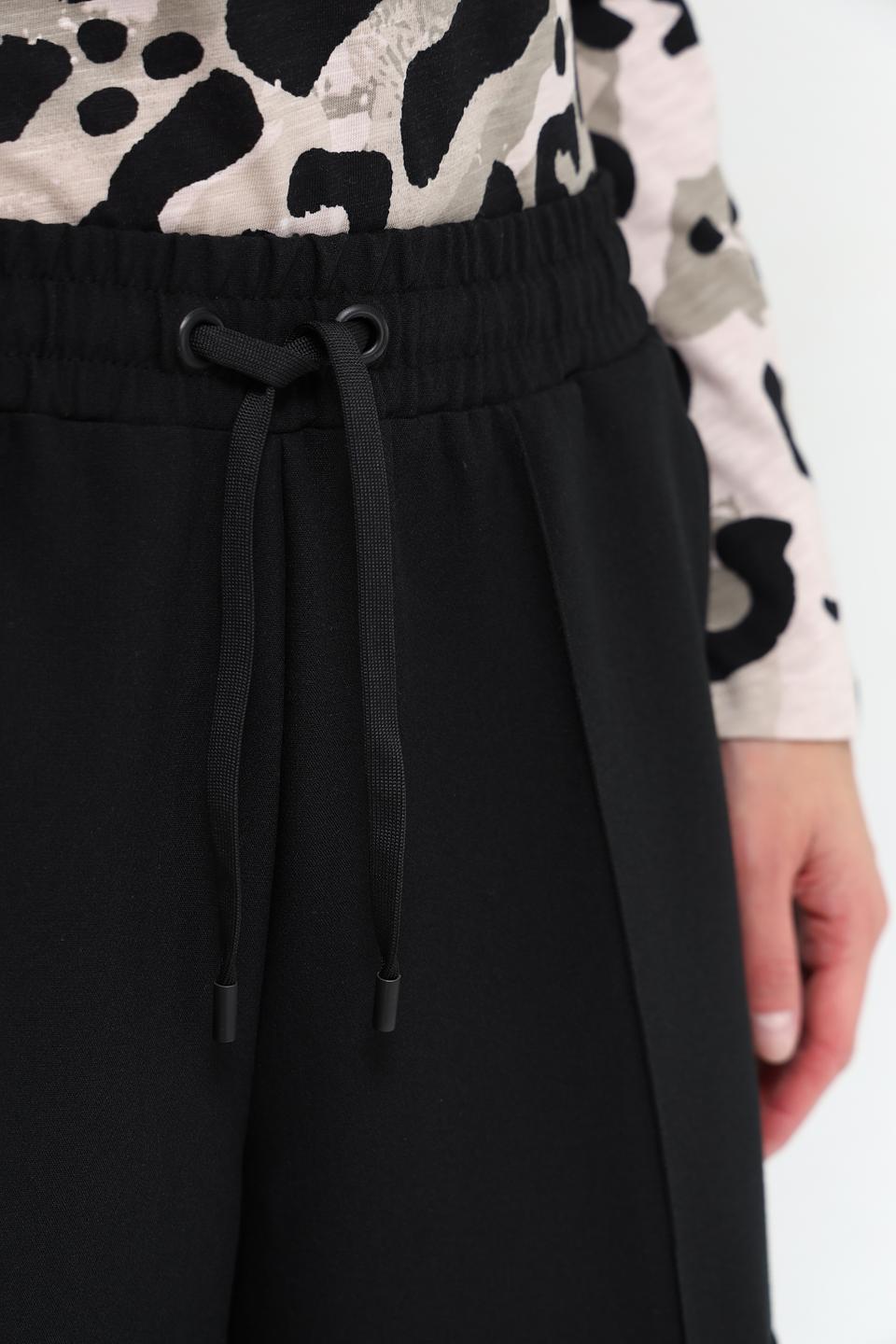 Брюки Bugatti чёрные с карманами