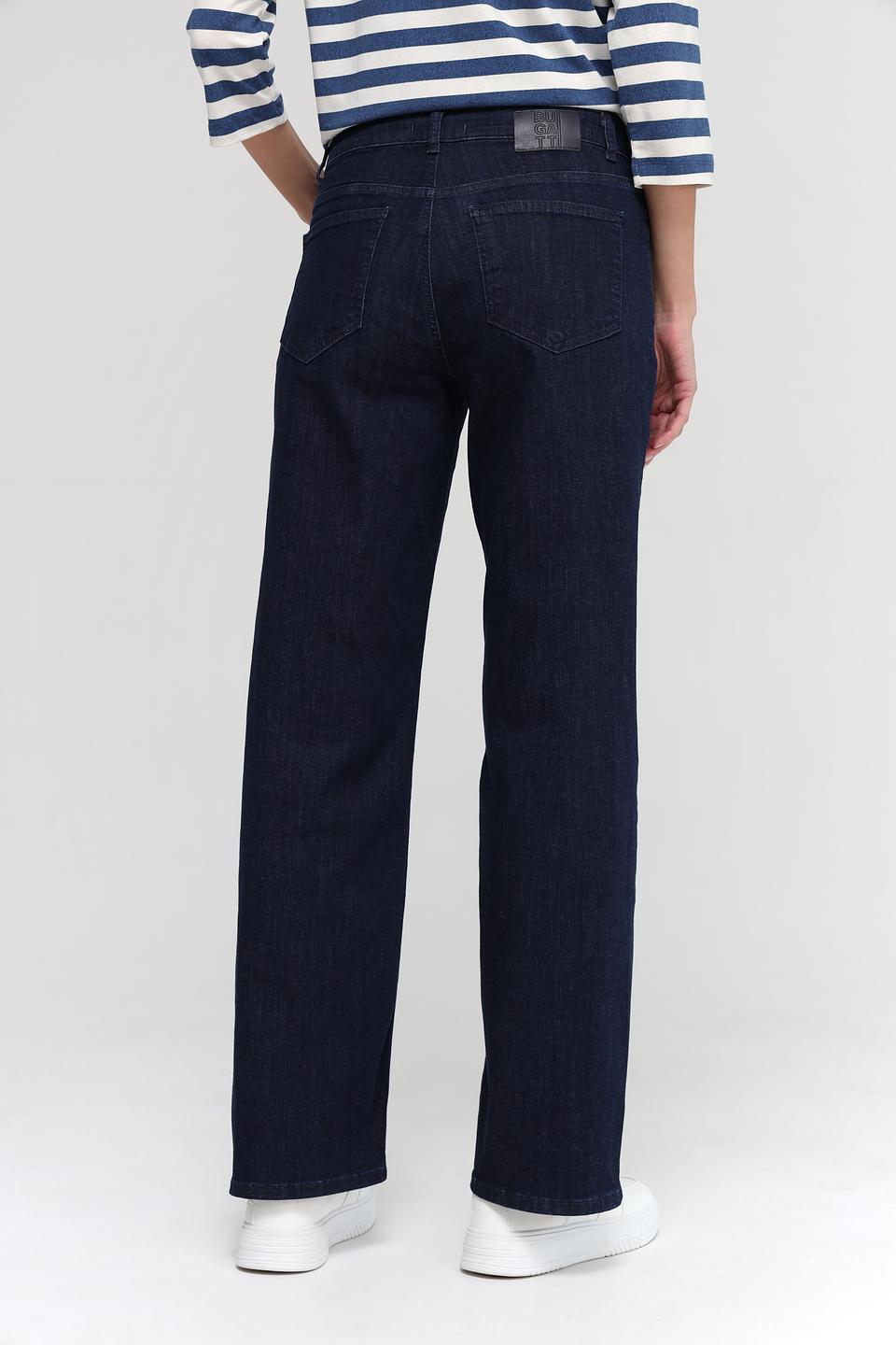 Джинсы Bugatti классического кроя