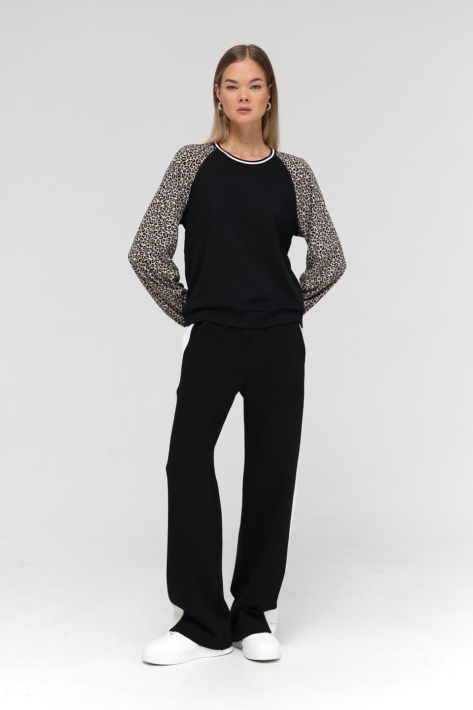 Пуловер Marc Cain с леопардовыми рукавами
