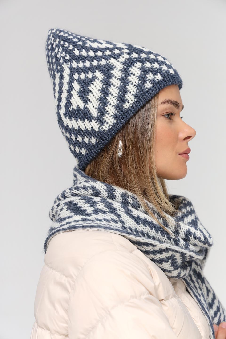 Шапка Marhatter вязаная с узором