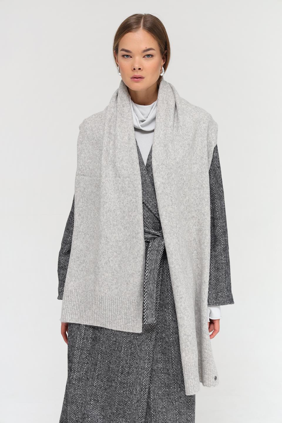 Шарф Fraas серый вязаный