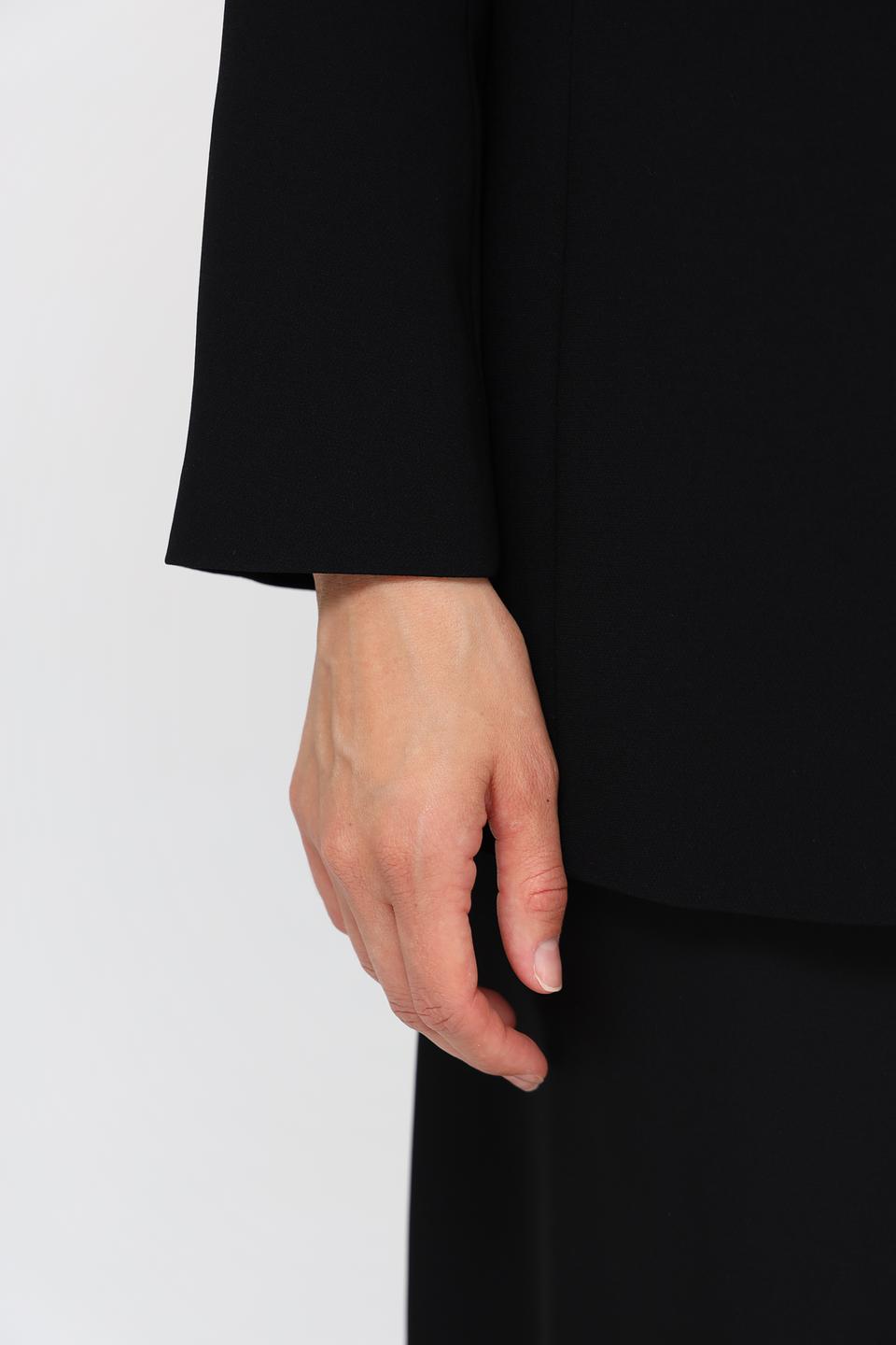 Жакет Marc Cain чёрный двубортный