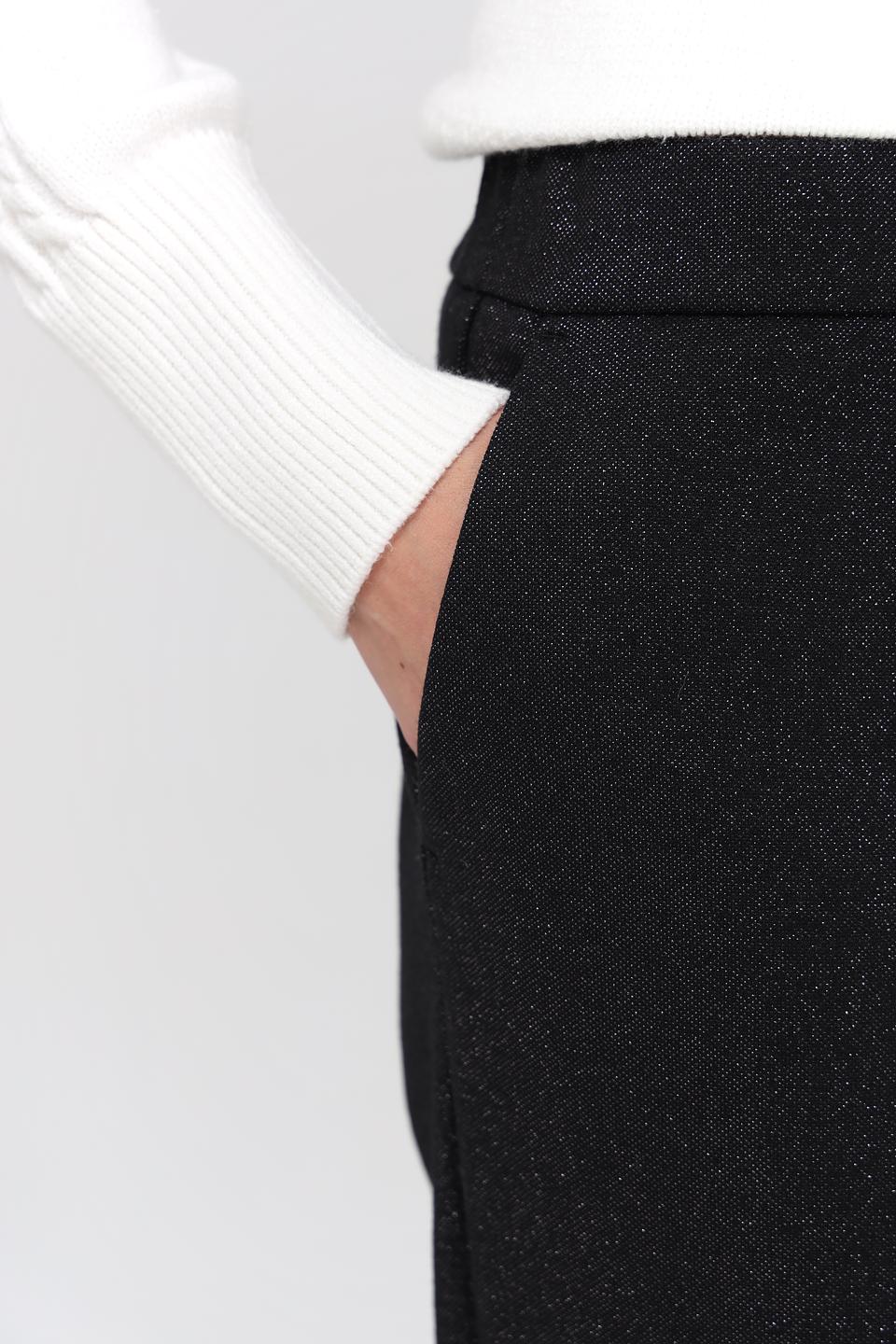 Брюки Tuzzi чёрные с блеском