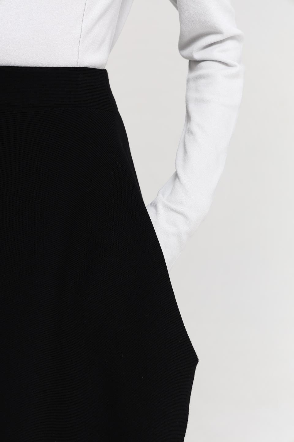 Юбка Annette Gortz чёрная асимметричная