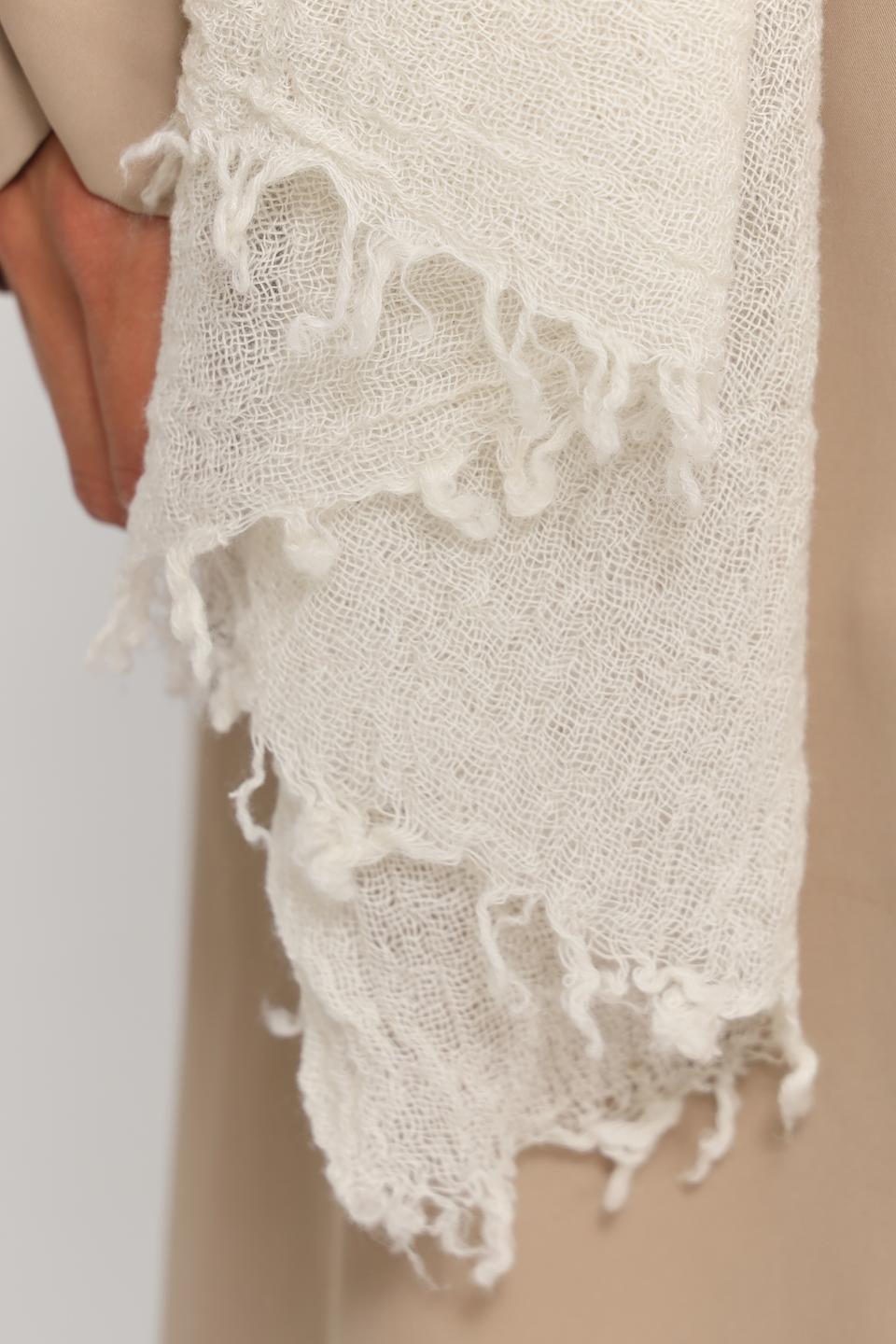 Шарф Fraas из шерсти с бахромой