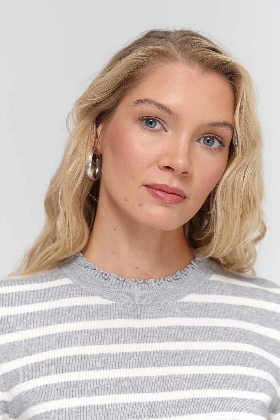 Пуловер Oui в полоску