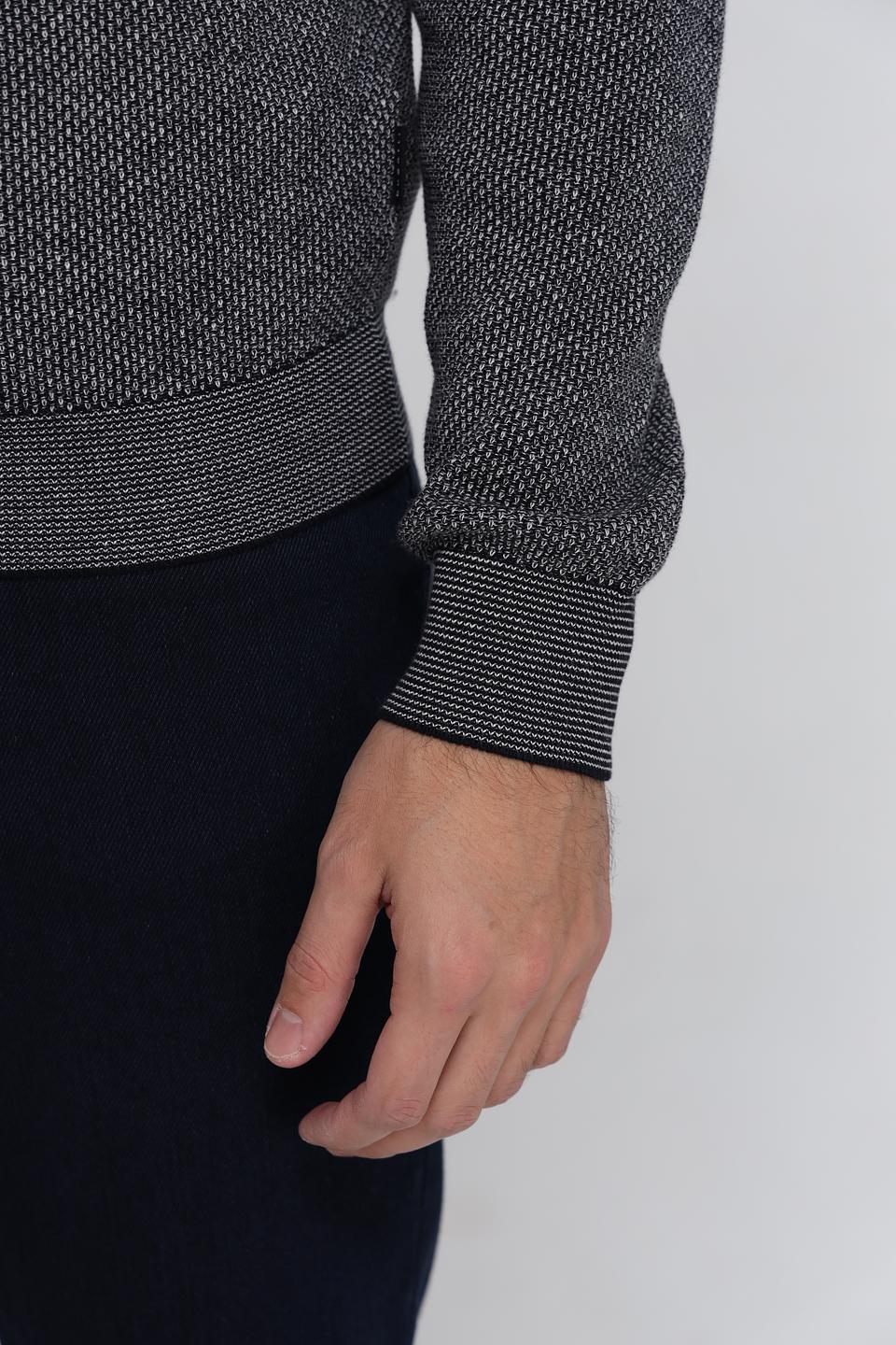 Джемпер Bugatti с воротом