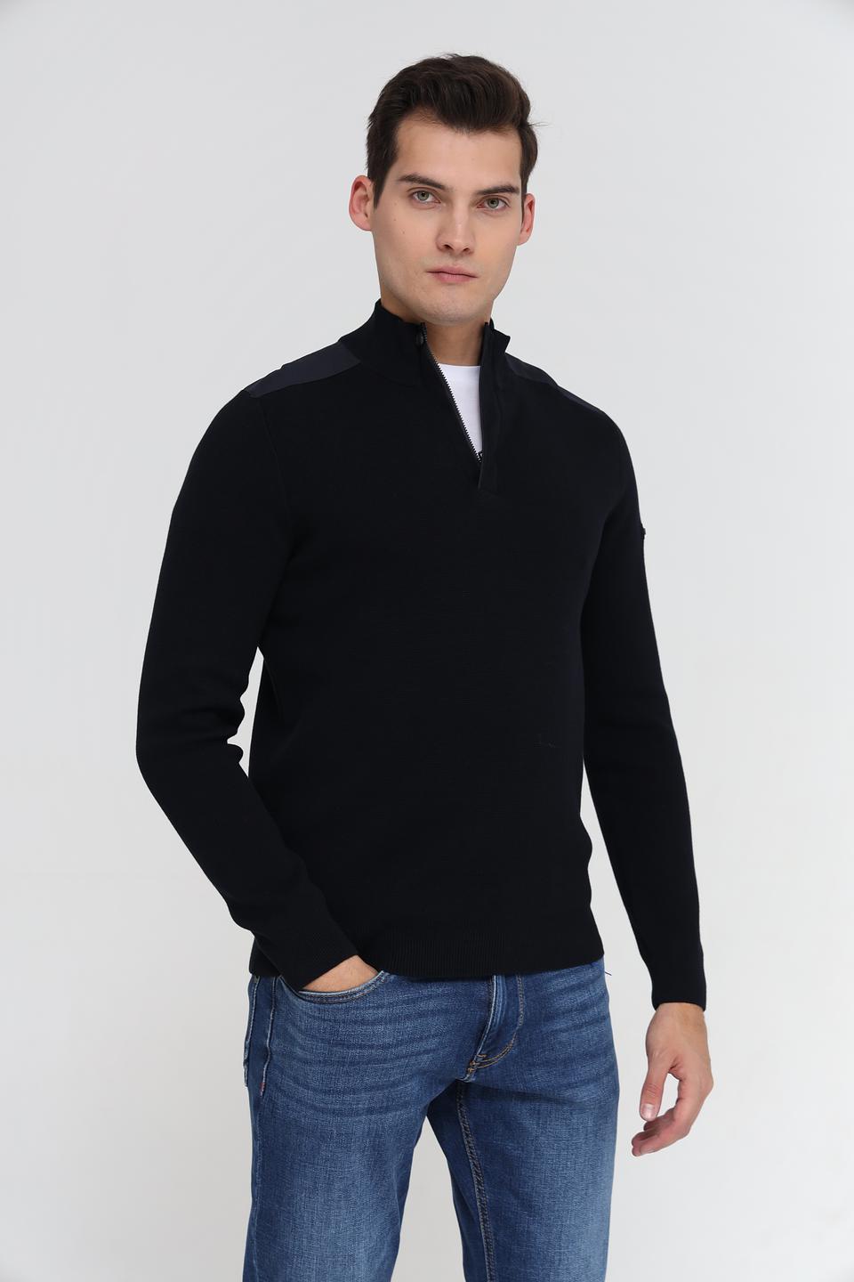 Джемпер Bugatti с воротником