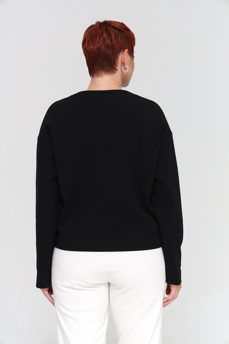 Пуловер Margittes чёрный с карманом