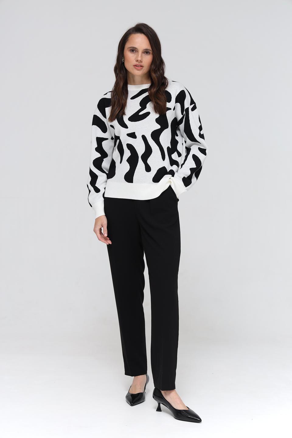 Пуловер UNQ с абстрактным рисунком