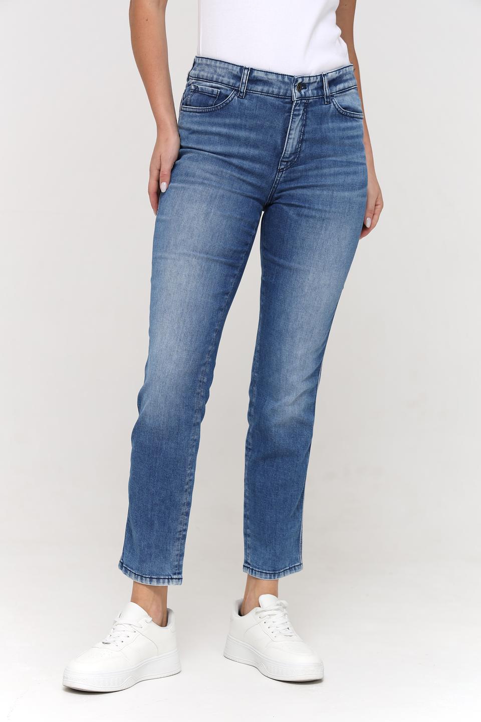 Джинсы Marc Cain с потертостями