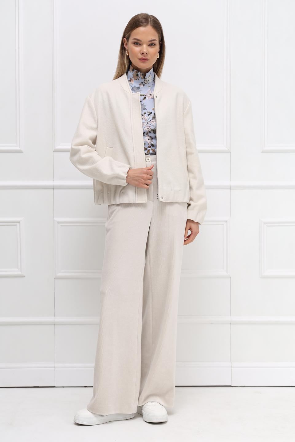 Жакет Marc Cain в стиле бомбер бежевый