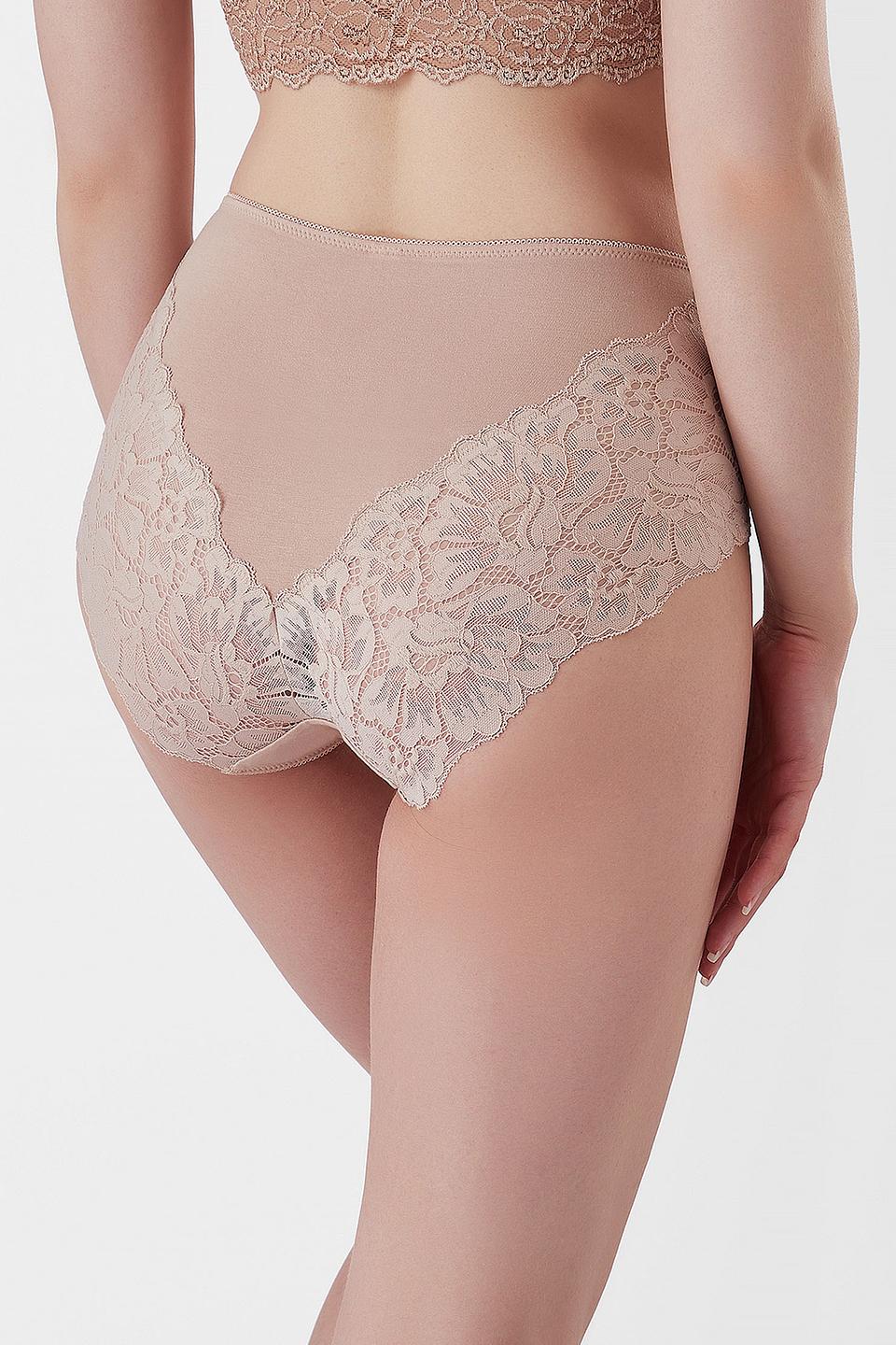 Трусы Lowry с кружевом бежевые