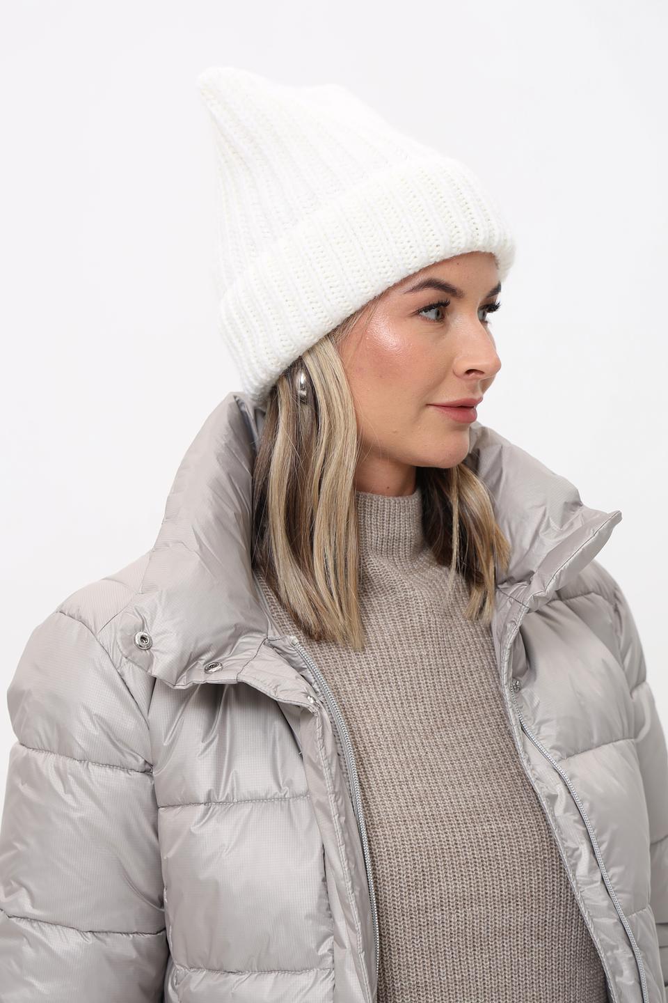 Шапка Marhatter вязаная белая