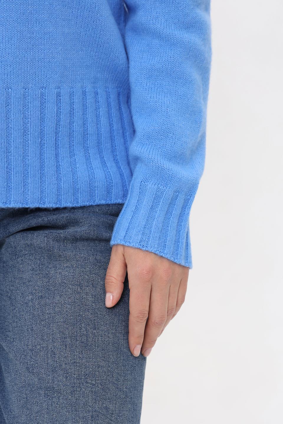 Пуловер Lebek голубой с горлом